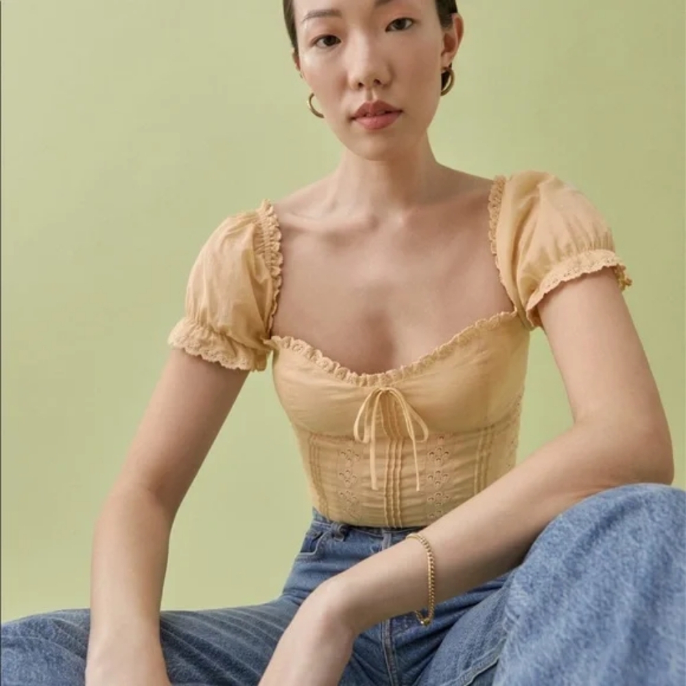 SOLD*** NWOT Reformation Miraflores Top in Parmesan
